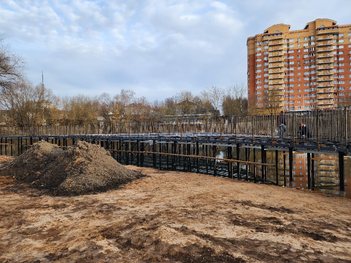 Чехов, улица Береговая, набережная реки теребенка, благоустройство, реконструкция, обновление, ограждения, заборы, строительство, покраска, госпрограмма московской области, формирование комфортной городской среды,