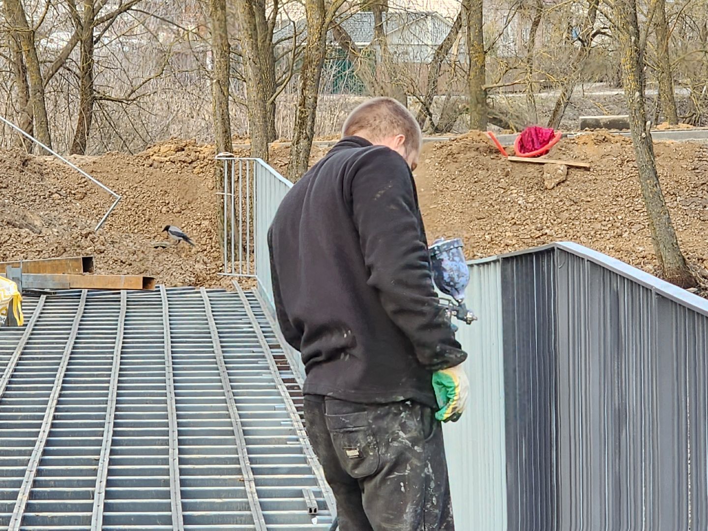 Чехов, улица Береговая, набережная реки теребенка, благоустройство, реконструкция, обновление, ограждения, заборы, строительство, покраска, госпрограмма московской области, формирование комфортной городской среды,