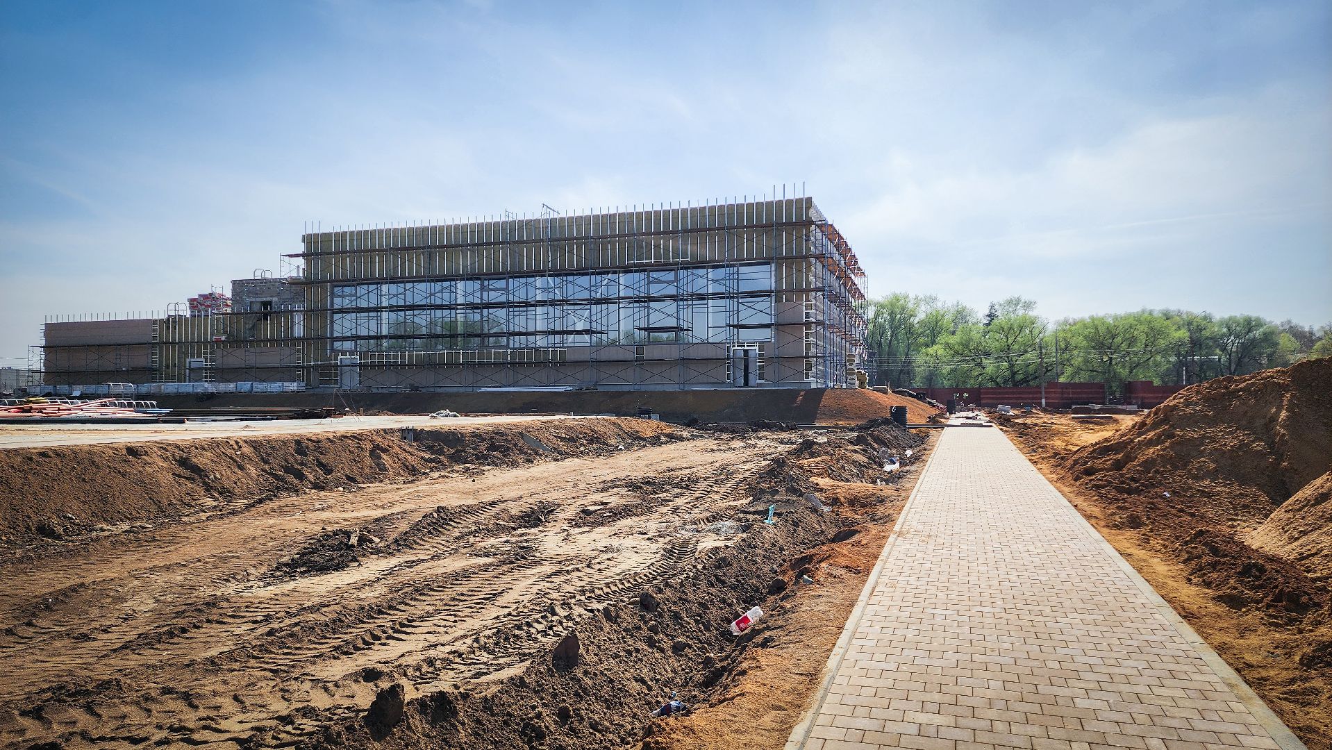 строительство в Бронницах , физкультурно-оздоровительный комплекс, эллинг, благоустройство ,