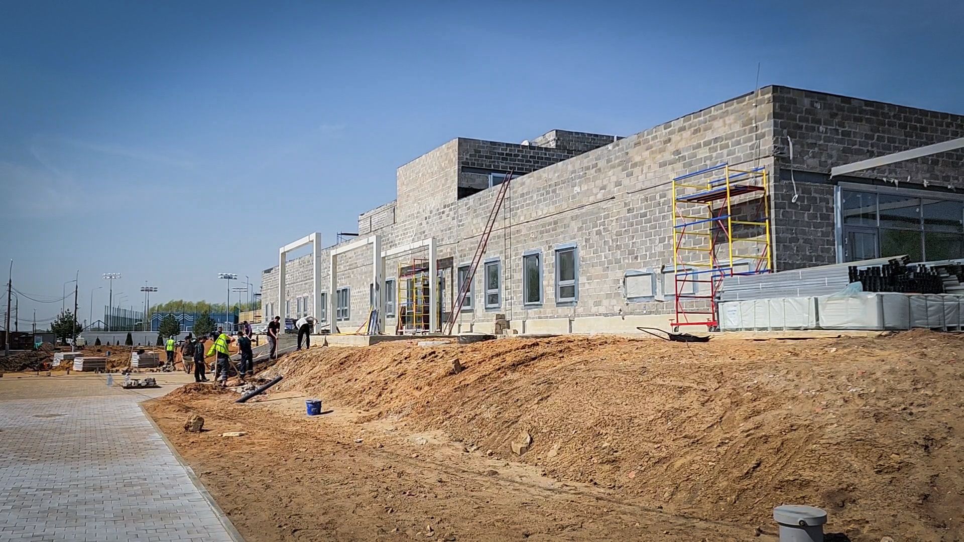 строительство в Бронницах , физкультурно-оздоровительный комплекс, эллинг, благоустройство ,