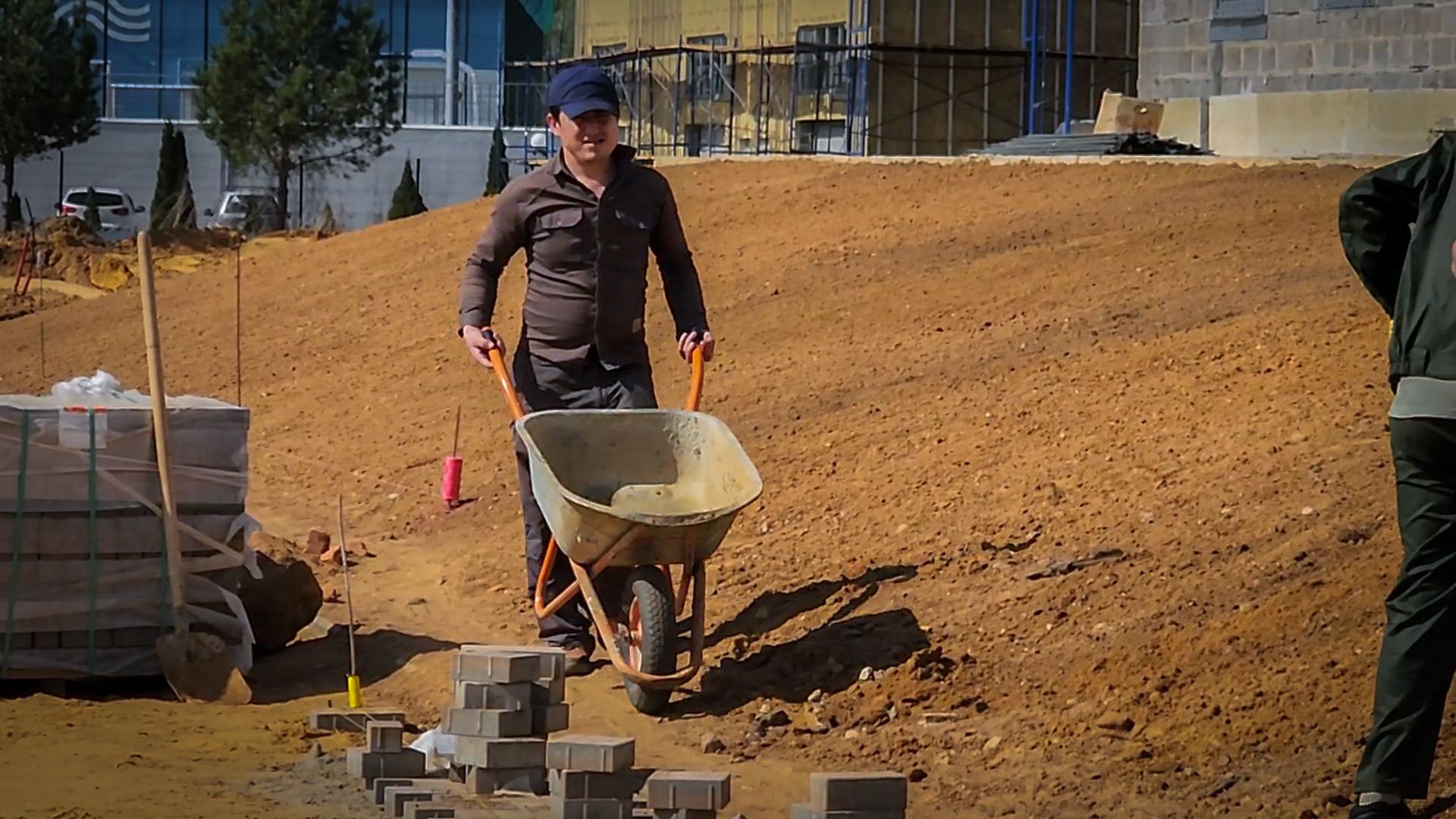 строительство в Бронницах , физкультурно-оздоровительный комплекс, эллинг, благоустройство ,