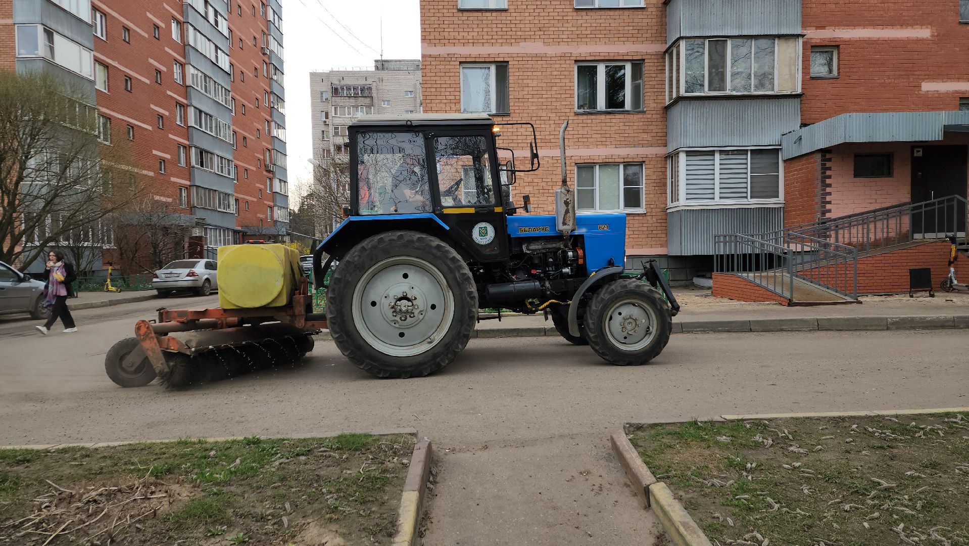 пушкино, вертикалки, жкх, уборка территорий, влажная уборка города, коммунальные службы,