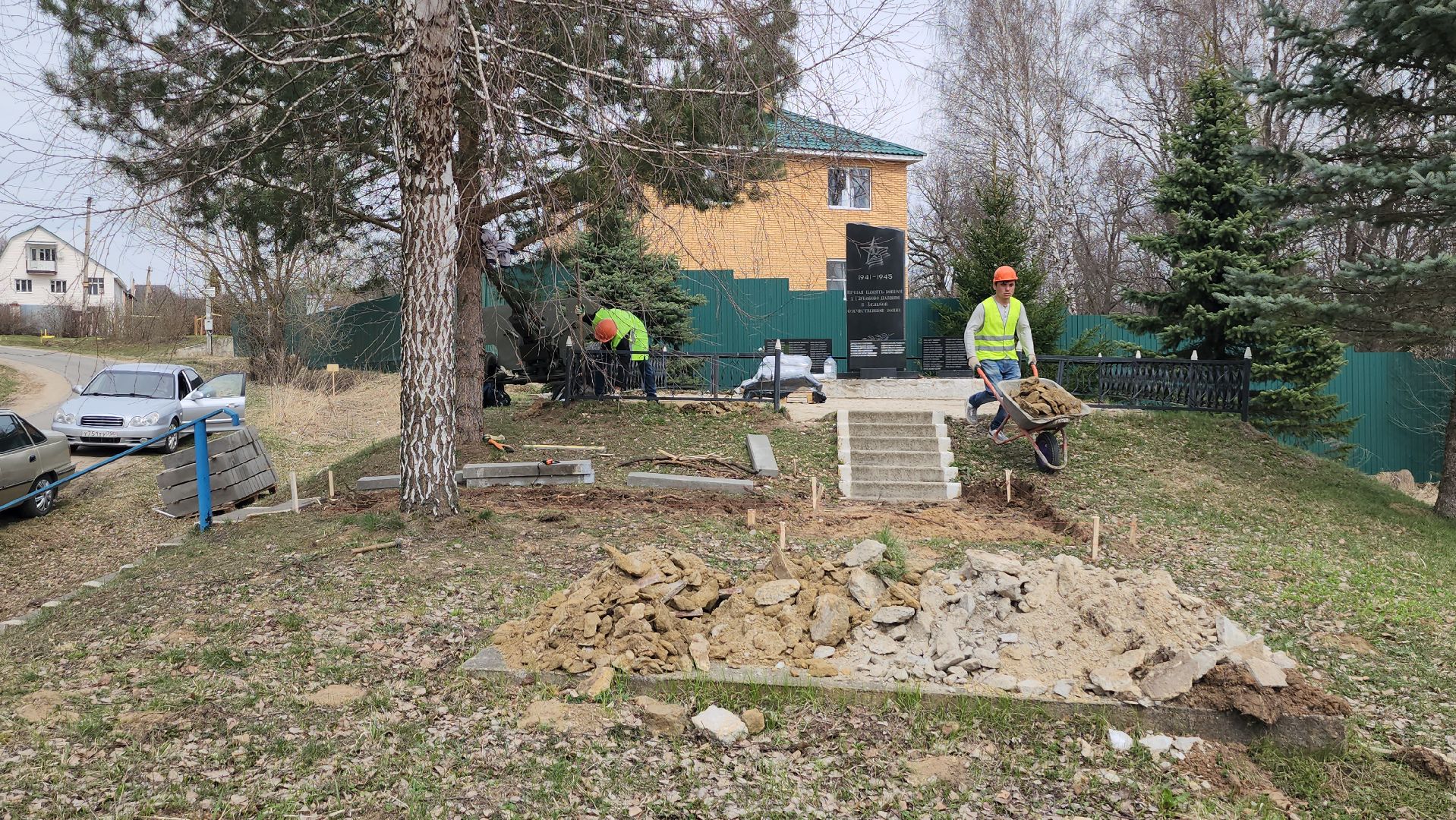 серпухов, деревня глубоково,  ремонт памятника вов,