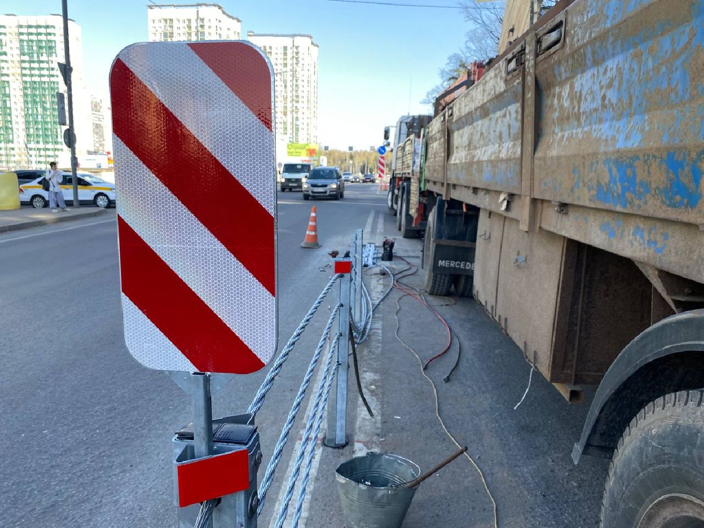 тросовое ограждение, разделительная полоса, 28км Волоколамское шоссе,