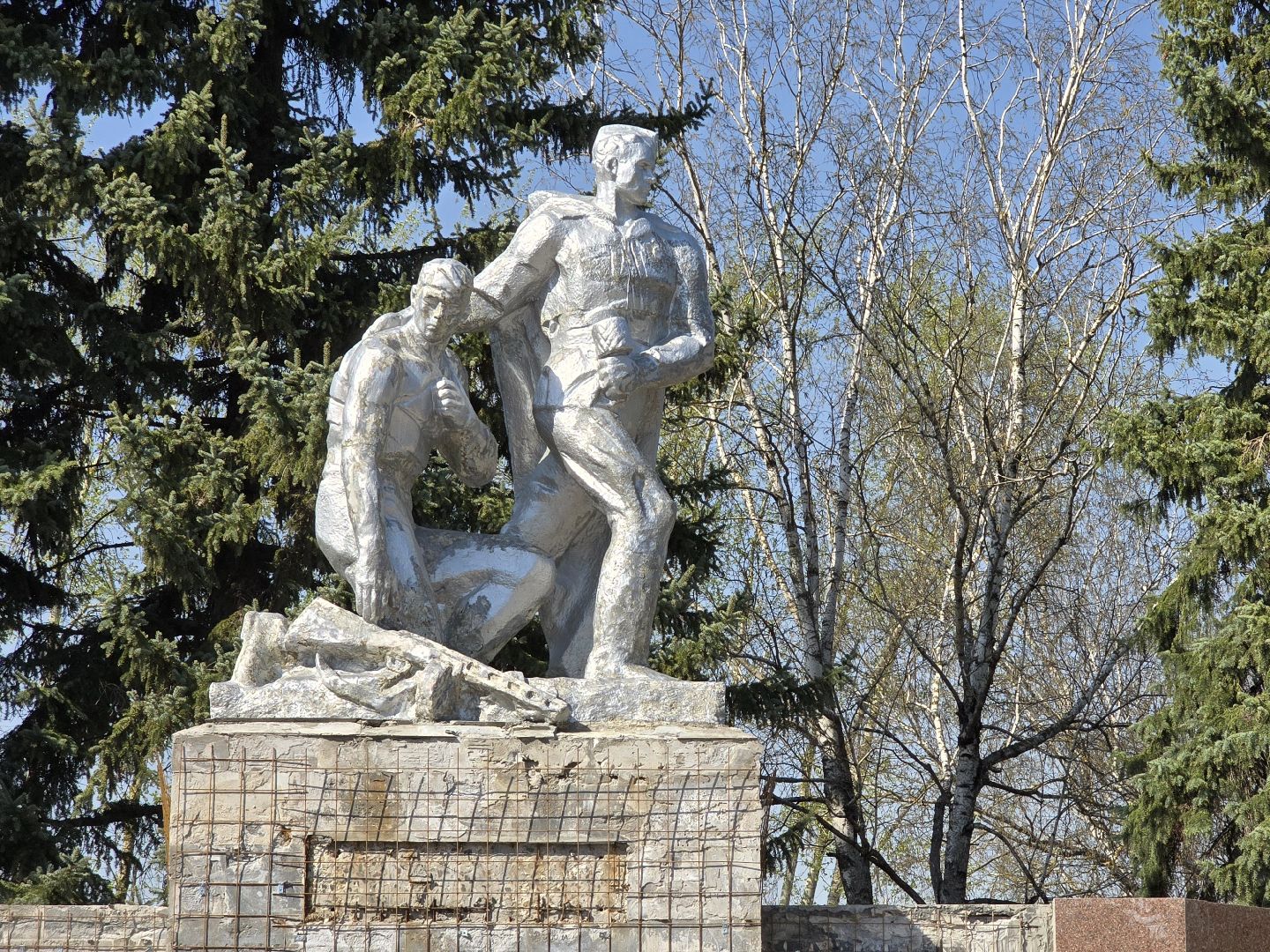 Коломна, памятник вов, мемориал, подготовка к 9 мая,