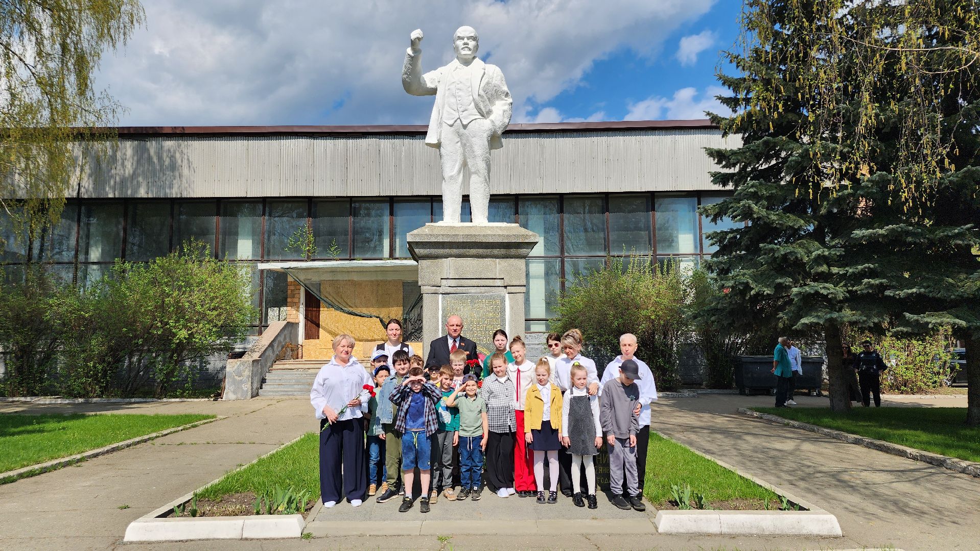 день рождения Ленина, годовщина со дня рождения Ленина, первый памятник Ленину, Ногинск, Богородский городской округ,