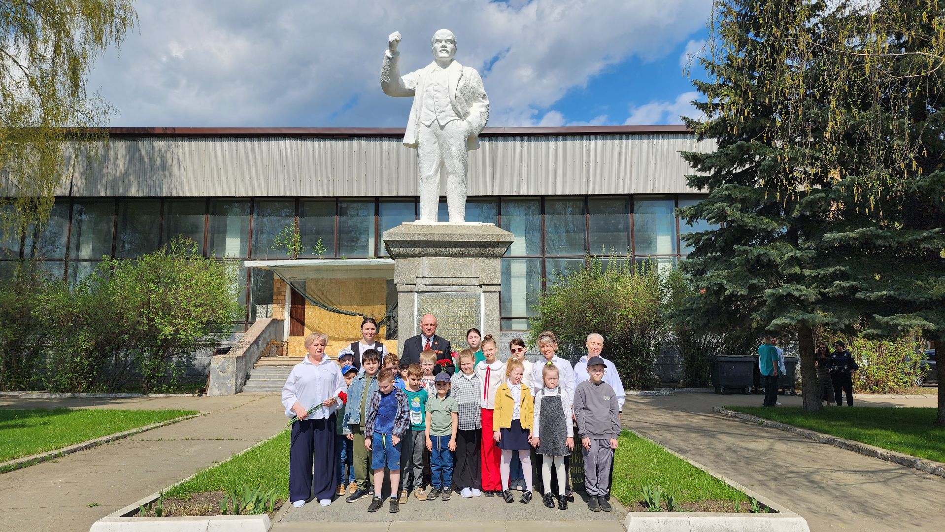 день рождения Ленина, годовщина со дня рождения Ленина, первый памятник Ленину, Ногинск, Богородский городской округ,