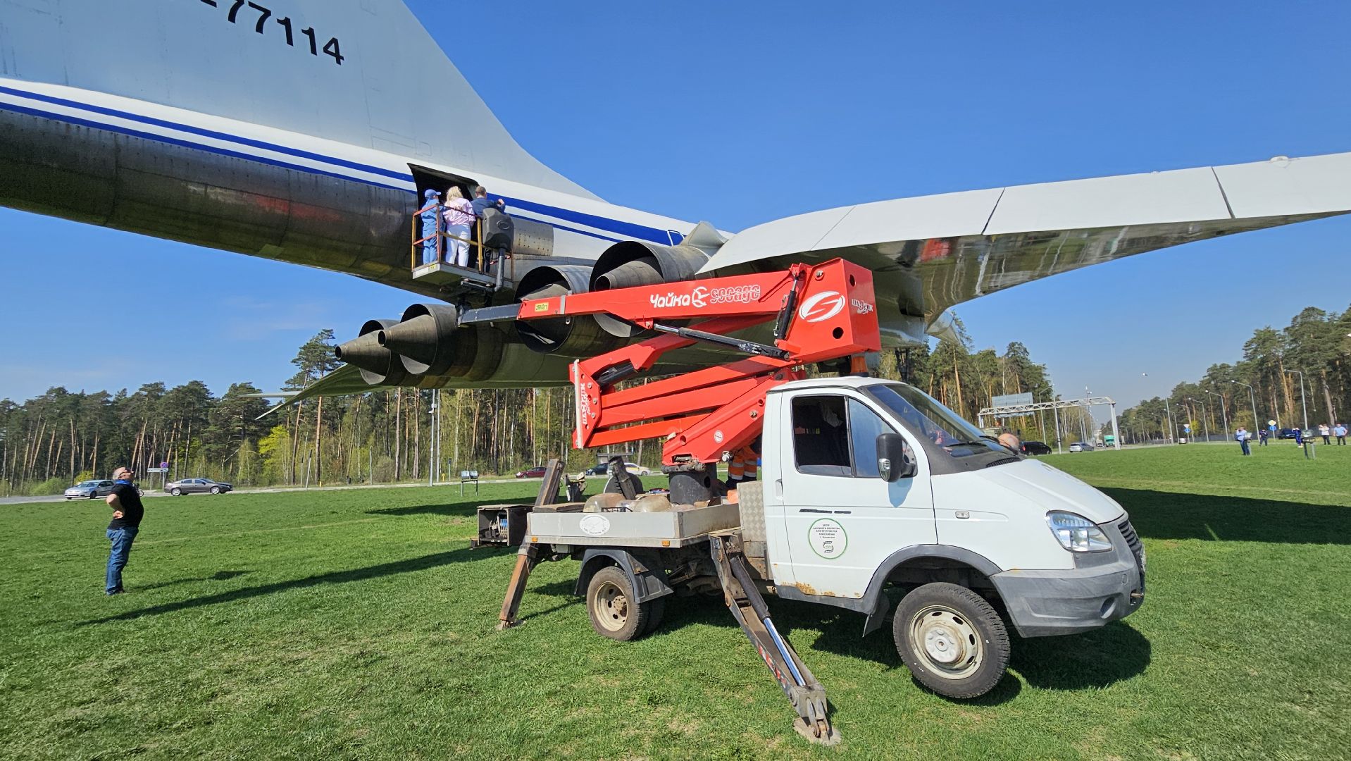 самолет, ту-144, памятник, жуковский,