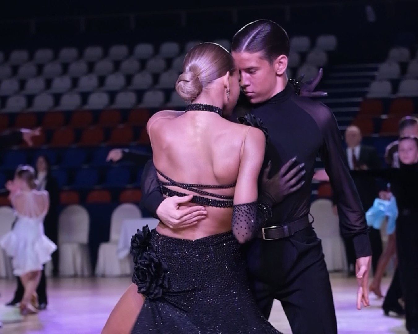 реутов, танцы, алина чернухина, максим кирилюк, чемпионы,