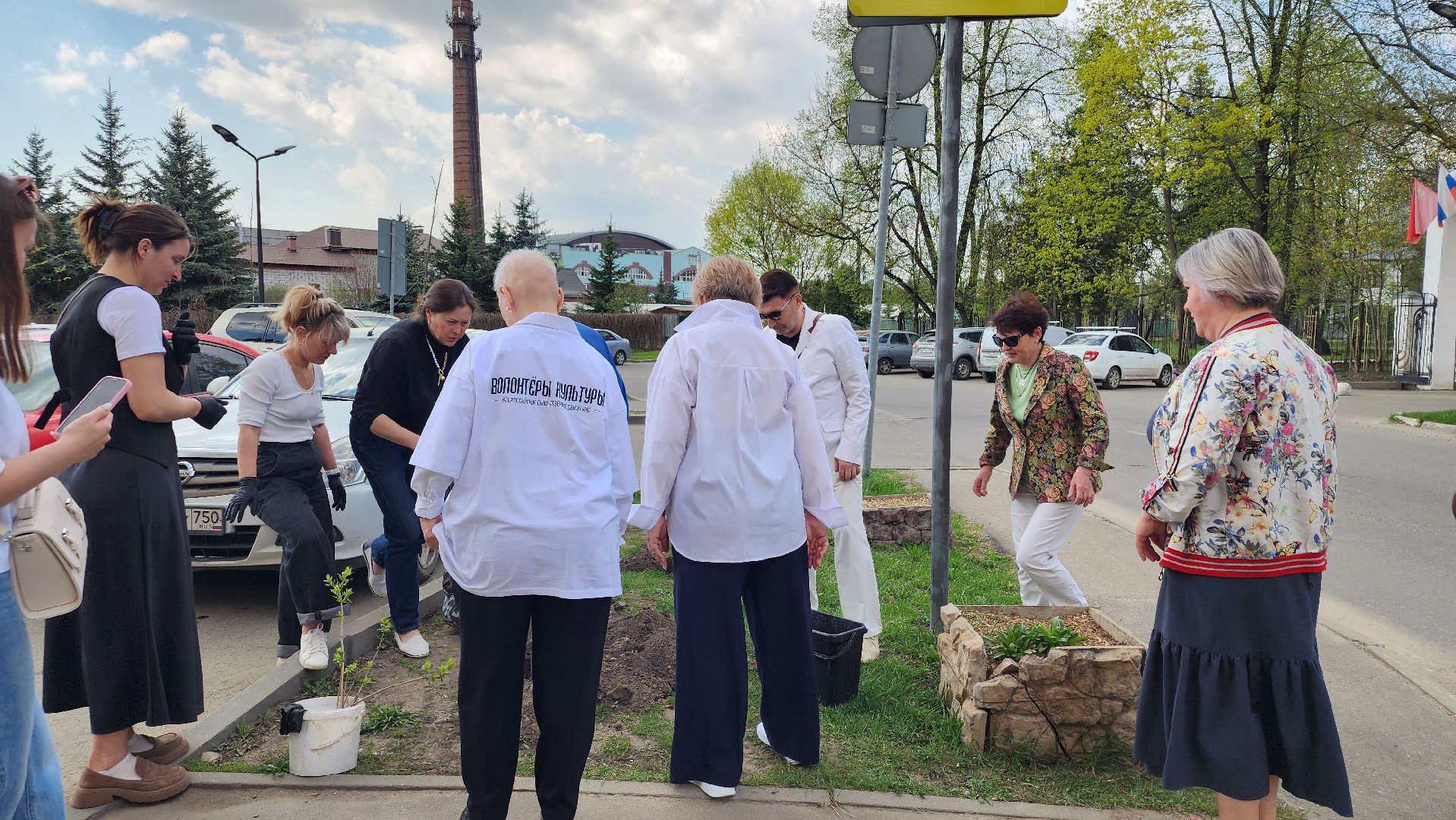 сирень победы, высадка саженцев,  глуховский парк, ногинск, богородский городской округ,