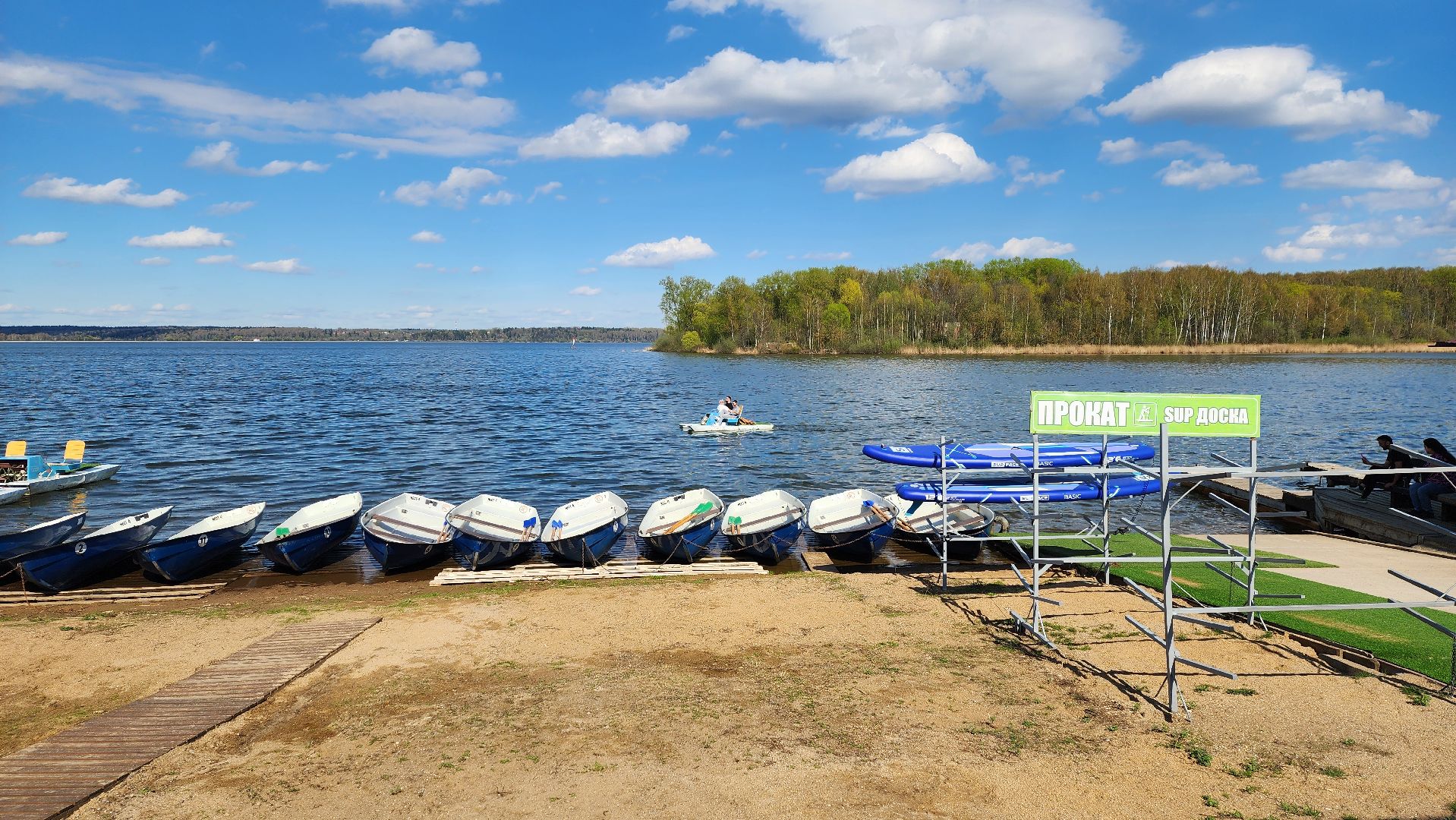солнечногорск, озеро сенеж, водные прогулки, лодочная станция,