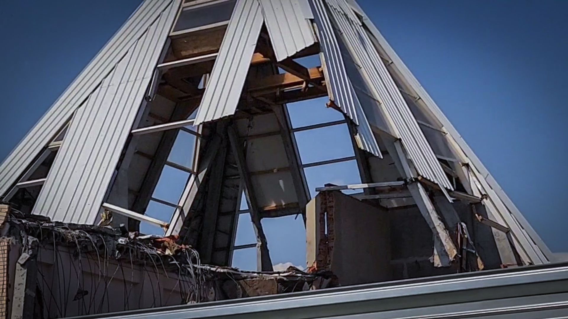 бронницы, снос здания, демонтаж здания,