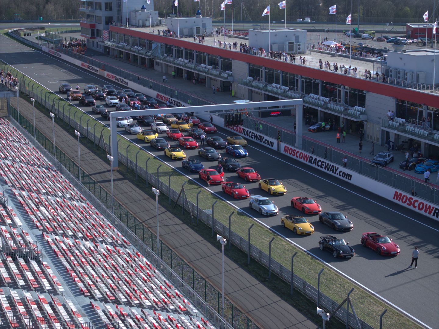 видео с коптера, супергонка GT Cup,  автодром Moscow Raceway,