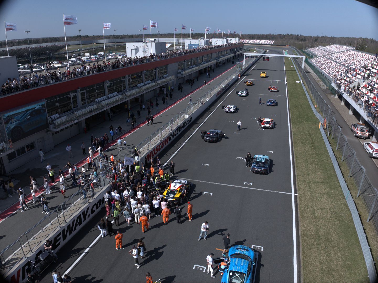 видео с коптера, супергонка GT Cup,  автодром Moscow Raceway,