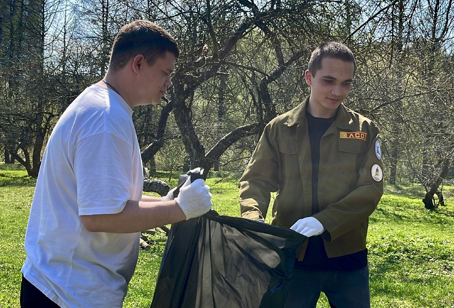 наро-фоминск, наро-фоминский городской округ, субботник, яблоневый сад, молодежь наро-фоминска,волонтеры подмосковья,