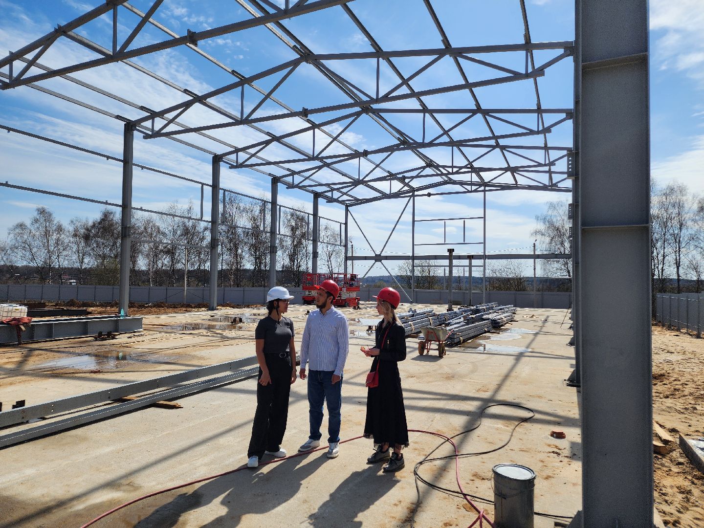 Чехов, улица Литейная, новое пищевое производство, предприятие, здоровое питание, орехи и сухофрукты, компания Орбита, торговая марка Роял Мубарак, строительство, каркас здания, госпрограмма московской области, земля за 1 рубль, новые рабочие места,