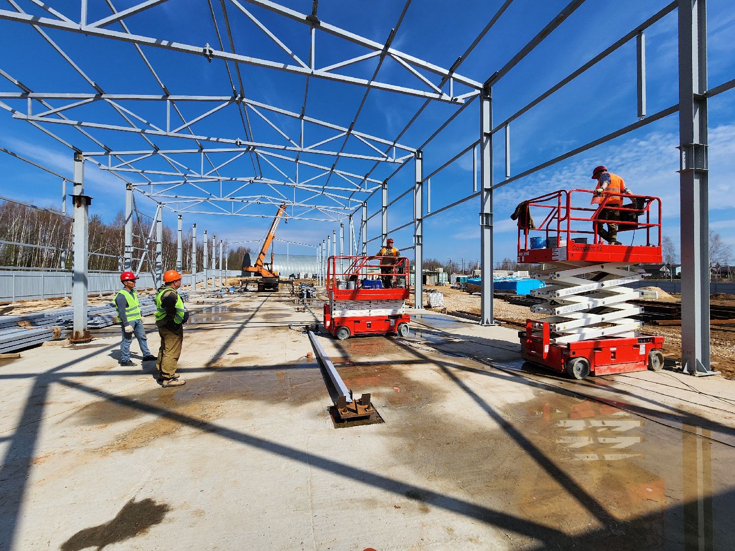 Чехов, улица Литейная, новое пищевое производство, предприятие, здоровое питание, орехи и сухофрукты, компания Орбита, торговая марка Роял Мубарак, строительство, каркас здания, госпрограмма московской области, земля за 1 рубль, новые рабочие места,