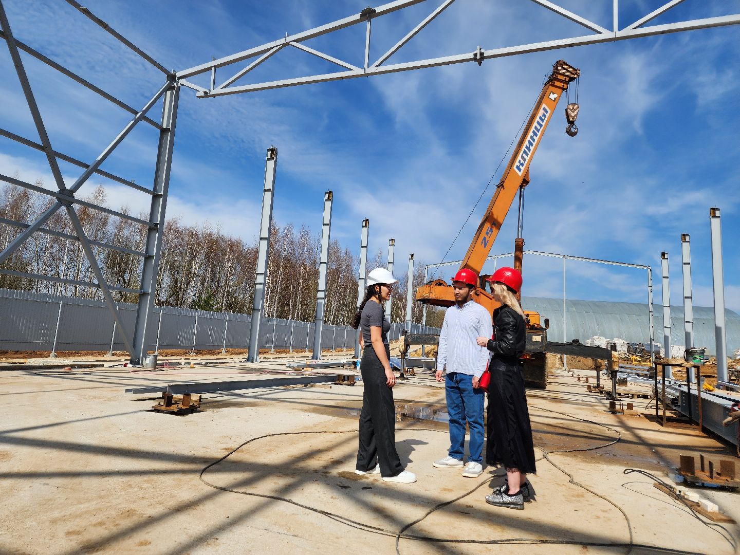 Чехов, улица Литейная, новое пищевое производство, предприятие, здоровое питание, орехи и сухофрукты, компания Орбита, торговая марка Роял Мубарак, строительство, каркас здания, госпрограмма московской области, земля за 1 рубль, новые рабочие места,