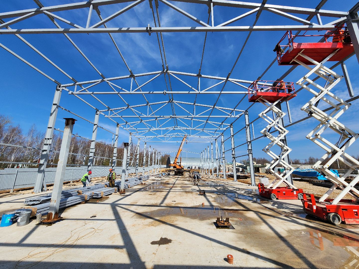 Чехов, улица Литейная, новое пищевое производство, предприятие, здоровое питание, орехи и сухофрукты, компания Орбита, торговая марка Роял Мубарак, строительство, каркас здания, госпрограмма московской области, земля за 1 рубль, новые рабочие места,