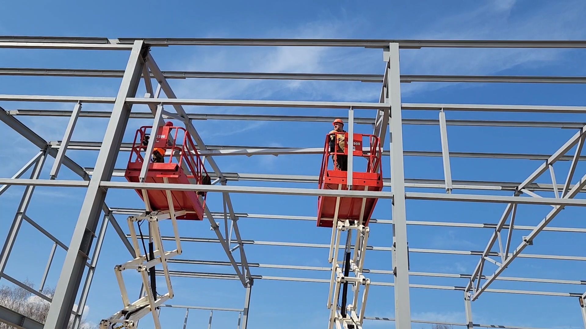 Чехов, улица Литейная, новое пищевое производство, предприятие, здоровое питание, орехи и сухофрукты, компания Орбита, торговая марка Роял Мубарак, строительство, каркас здания, госпрограмма московской области, земля за 1 рубль, новые рабочие места,
