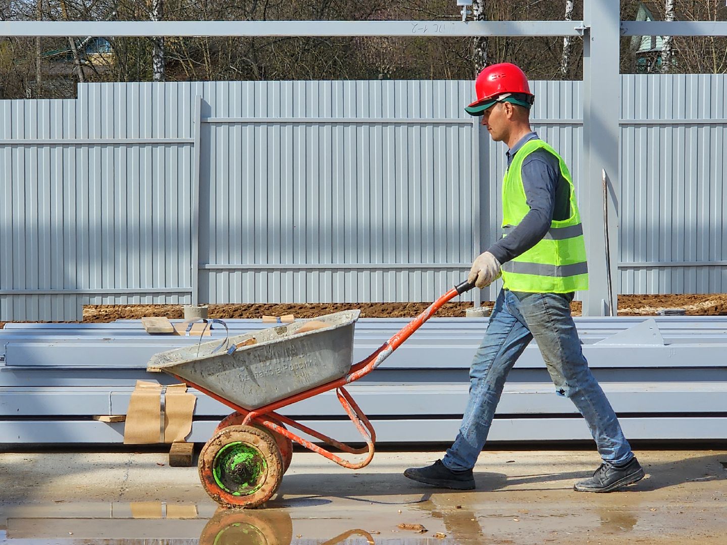Чехов, улица Литейная, новое пищевое производство, предприятие, здоровое питание, орехи и сухофрукты, компания Орбита, торговая марка Роял Мубарак, строительство, каркас здания, госпрограмма московской области, земля за 1 рубль, новые рабочие места,