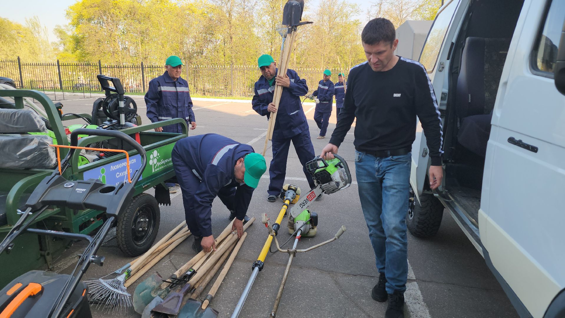 люберцы, парки, глава городского округа люберцы владимир волков,техника,смотр парковой техники,