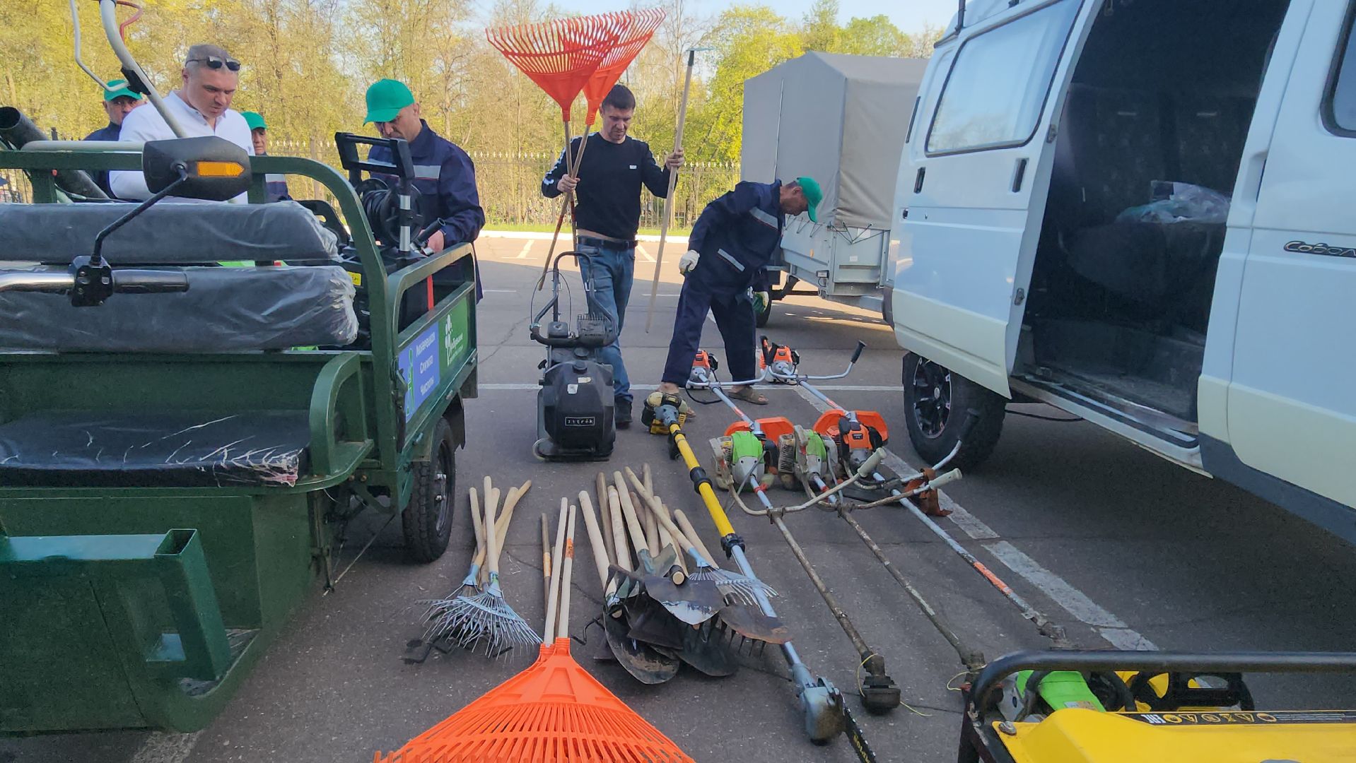 люберцы, парки, глава городского округа люберцы владимир волков,техника,смотр парковой техники,