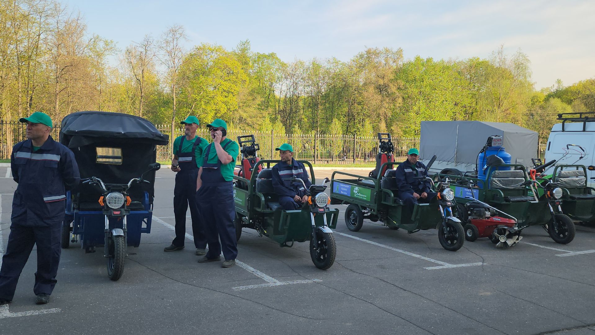 люберцы, парки, глава городского округа люберцы владимир волков,техника,смотр парковой техники,