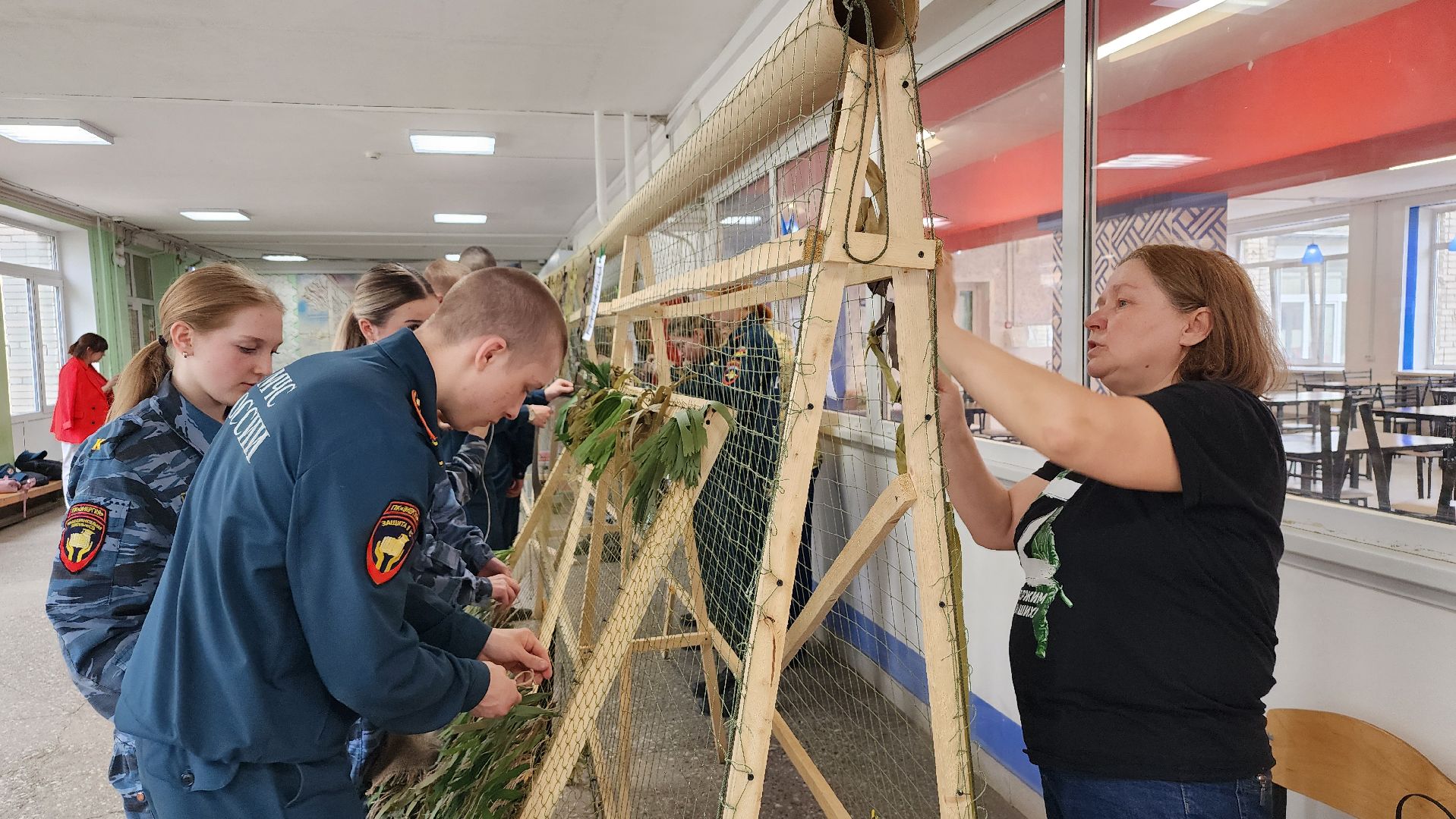 плетение маскировочных сетей, мастер-класс по плетению маскировочных сетей, колледж энергия, Старая Купавна, Богородский городской округ,