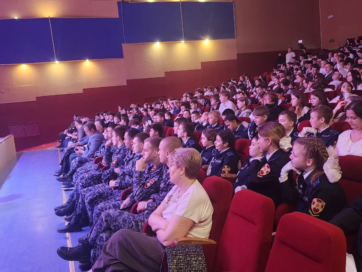 подольск, Росгвардия , Дворец молодежи ,