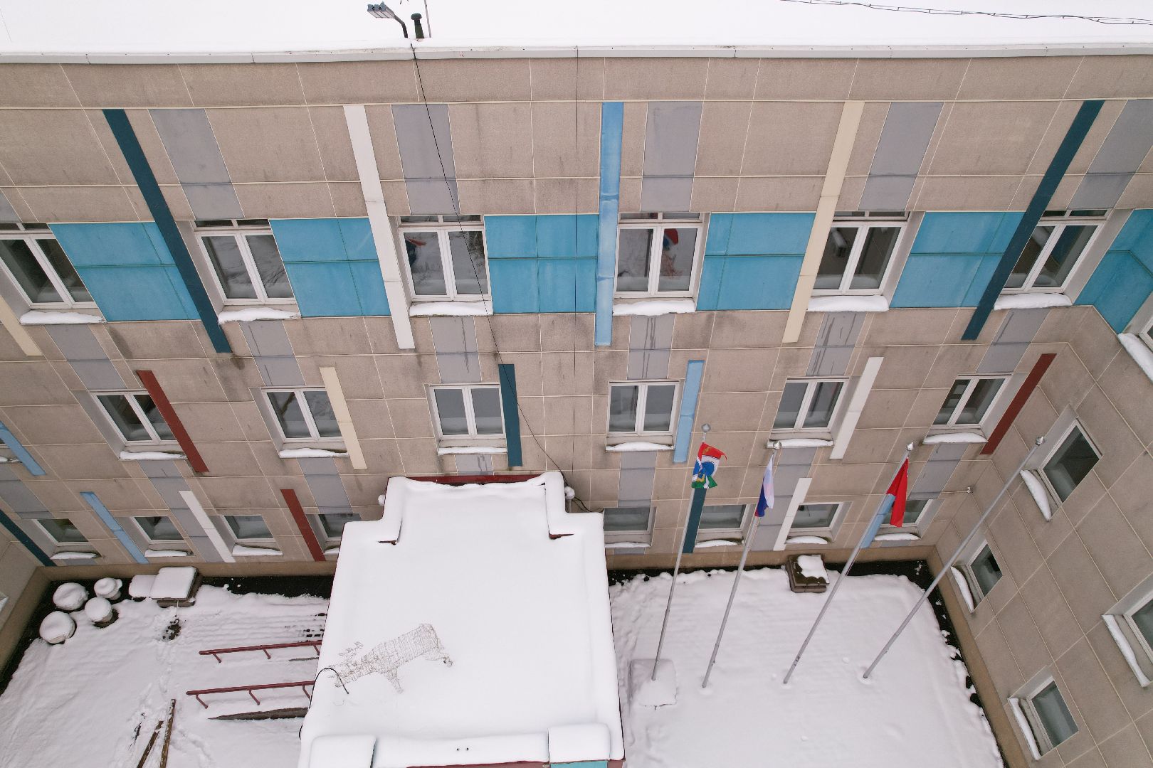 видео с коптера,  пристройка к школе 12 , школа в мытищах,