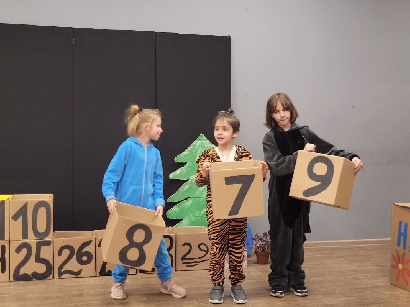 дети; видное; твид; театр; культура