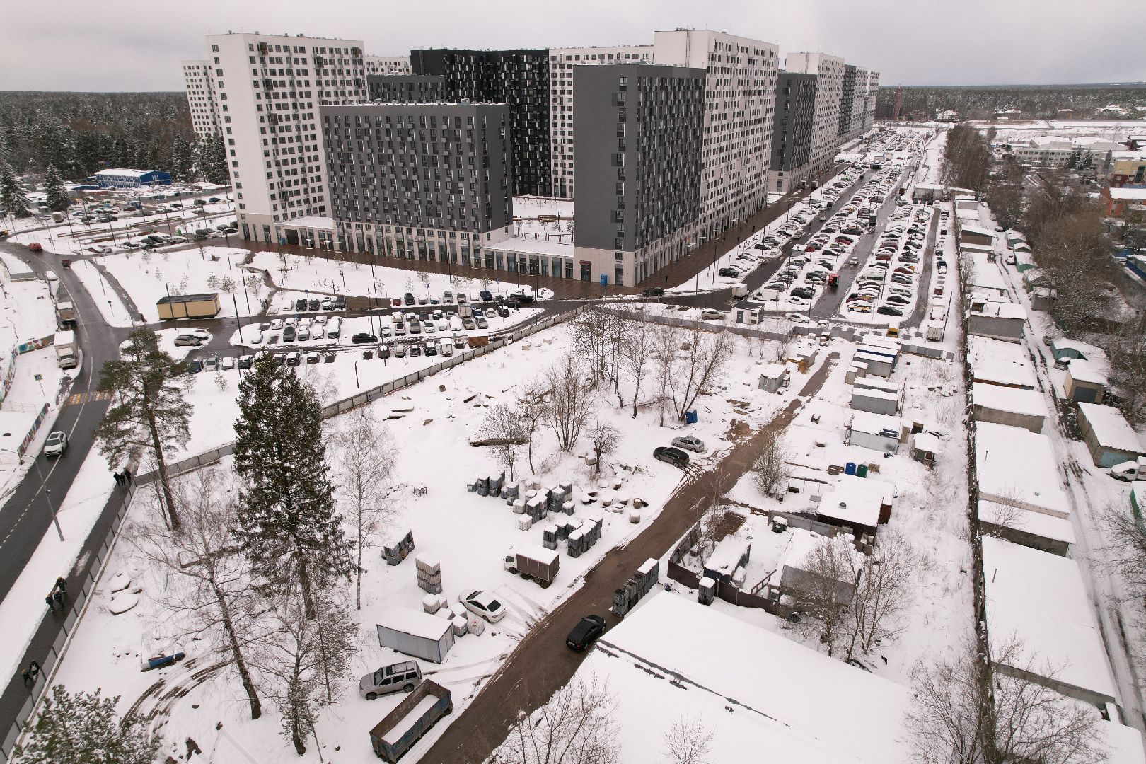 видео с коптера, строительство поликлиники в мытищи парк,