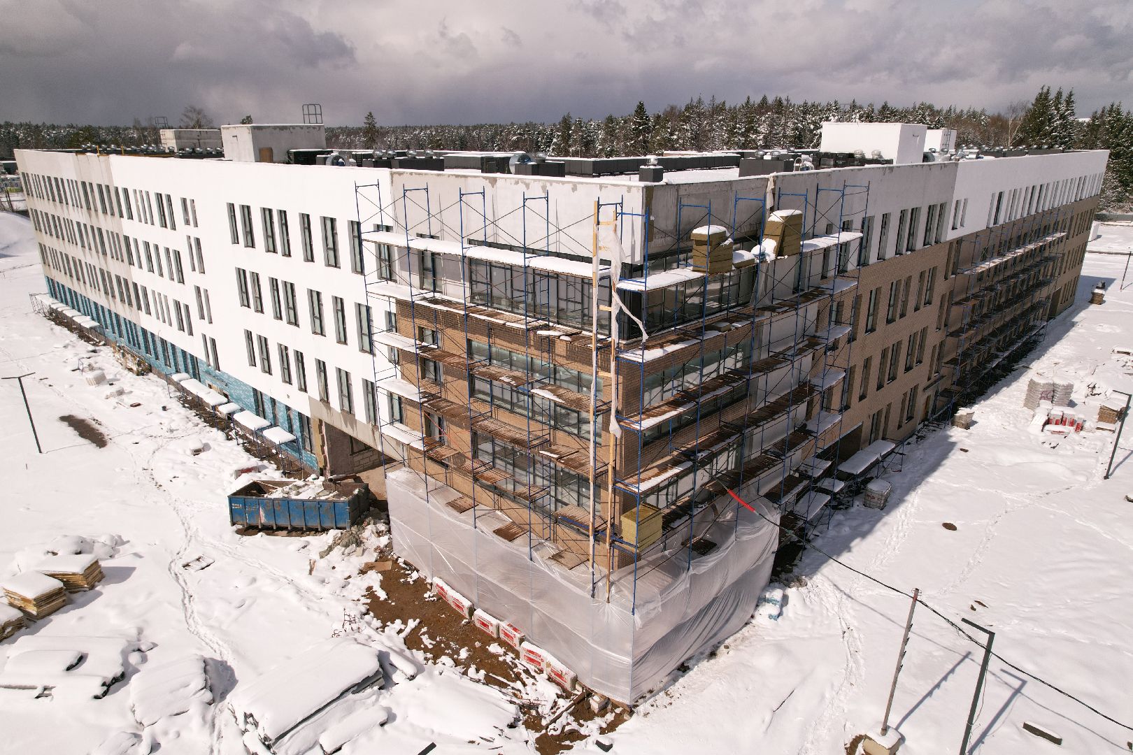 видео с коптера, школа в мытищи парк, строительство школы в мытищах,