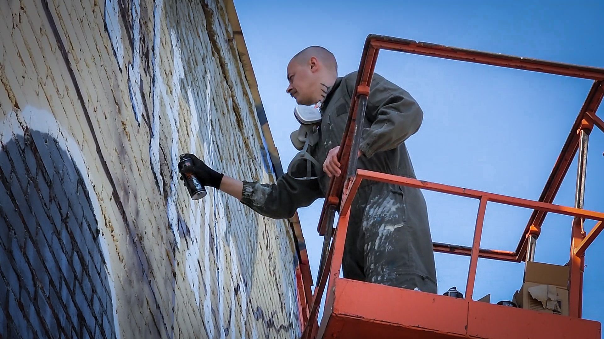 бронницы, мурал на бельском, граффити ,