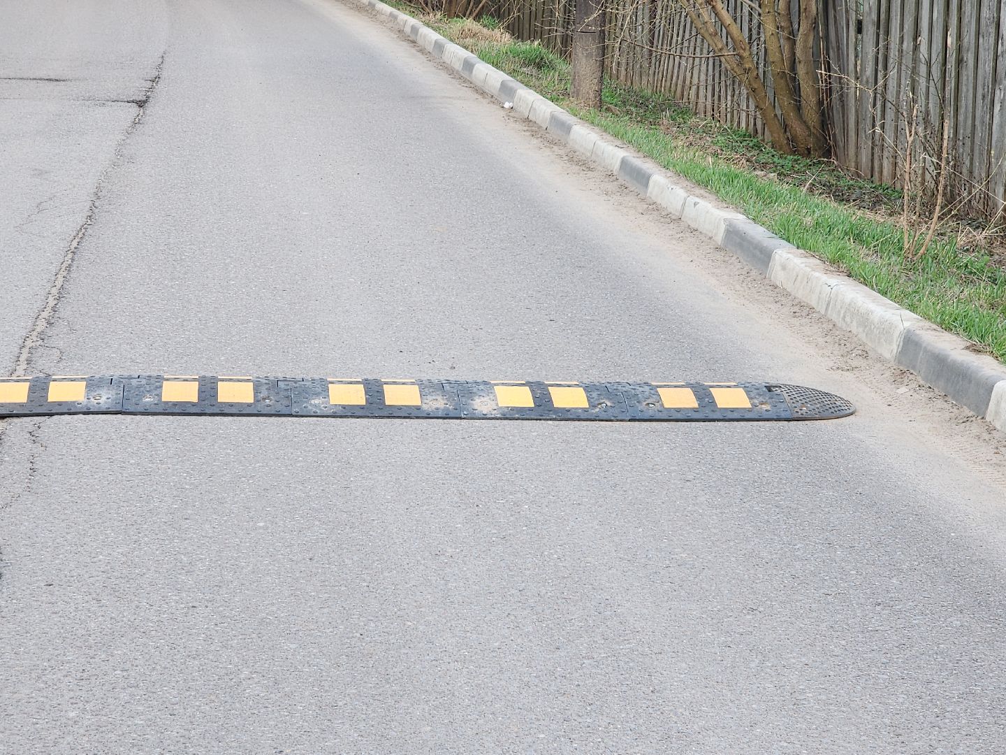 серпухов, подмосковье, лежачий полицейский,