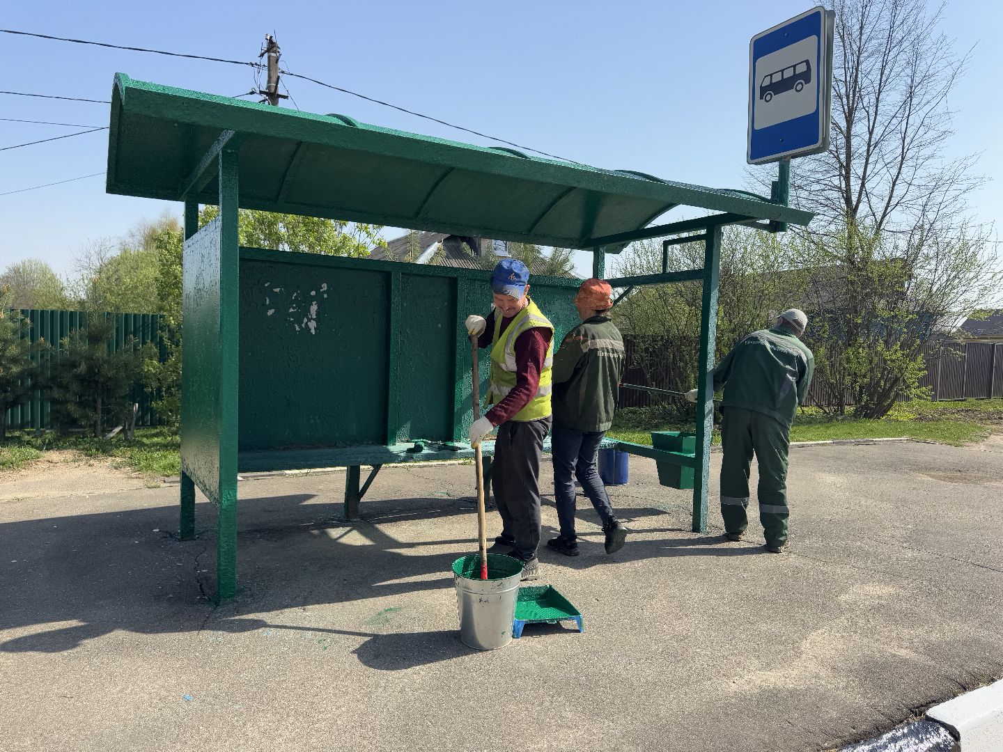 шаховская, покраска, покраска бордюров, покраска остановок,