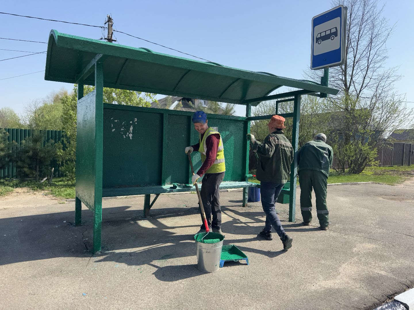 шаховская, покраска, покраска бордюров, покраска остановок,