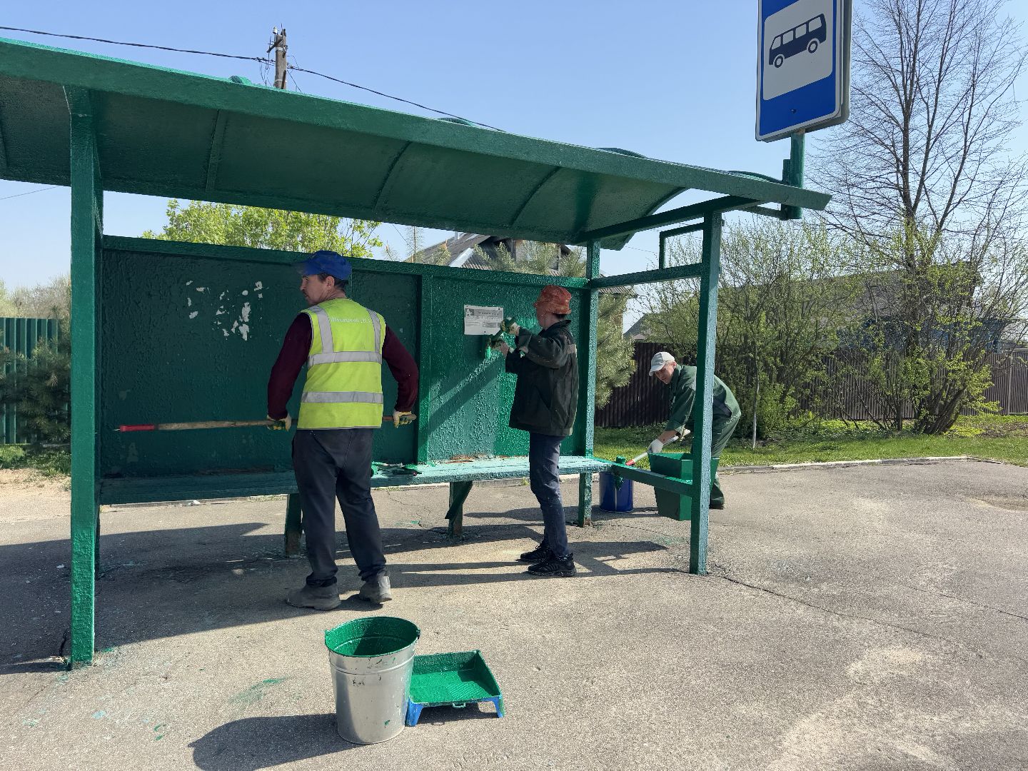 шаховская, покраска, покраска бордюров, покраска остановок,