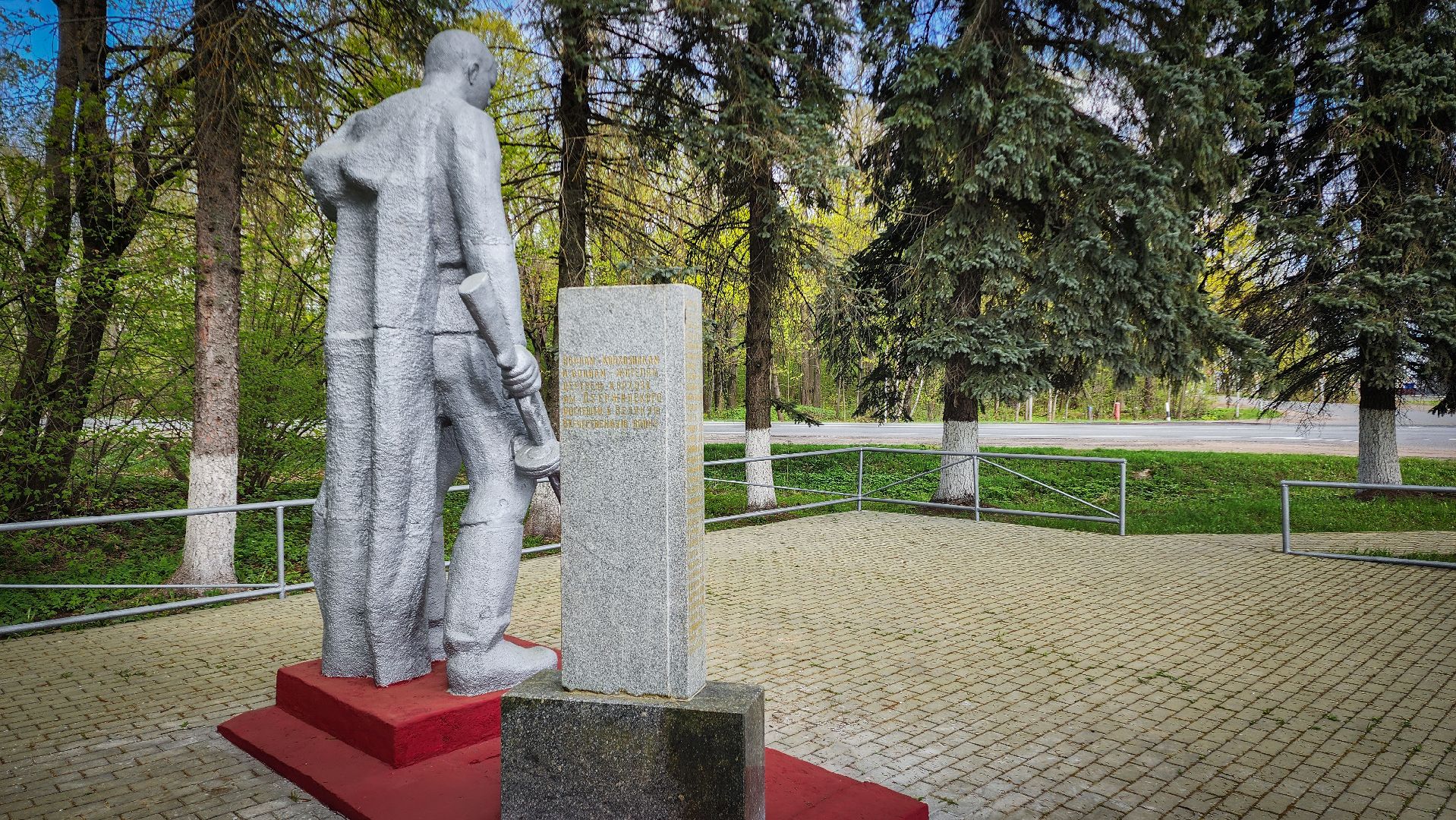 благоустройство , благоустройство памятников, обелиск воинской славы в малышево,