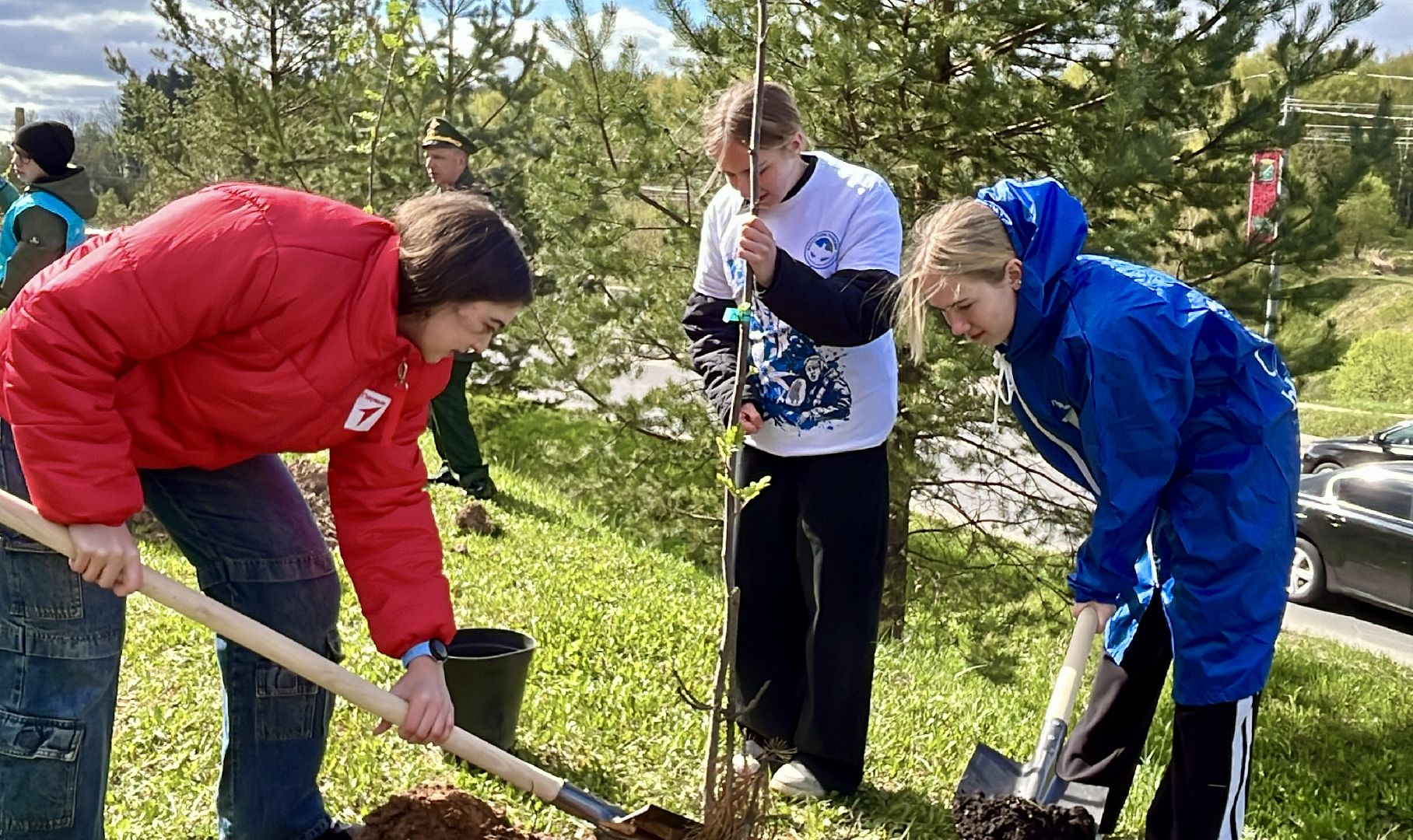 всероссийский субботник, наро-фоминск, наро-фоминский городской округ, сад памяти, сибирское здоровье , роман шамнэ,