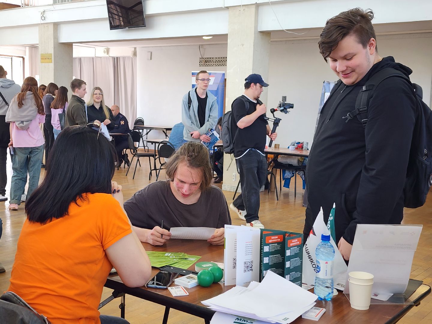 королёв, ярмарка вакансий в цдк имени калинина, трудоустройство,  градообразующие предприятия королева,