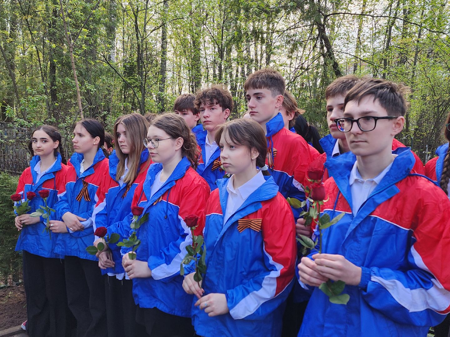 королёв, благоустройство, совет ветеранов королева, обновление монумента на братской могиле,