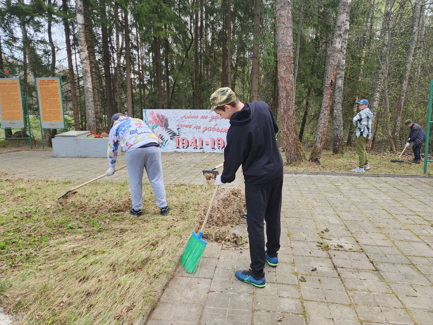 серпухов, подмосковье, партизаны, смерть фашизму,