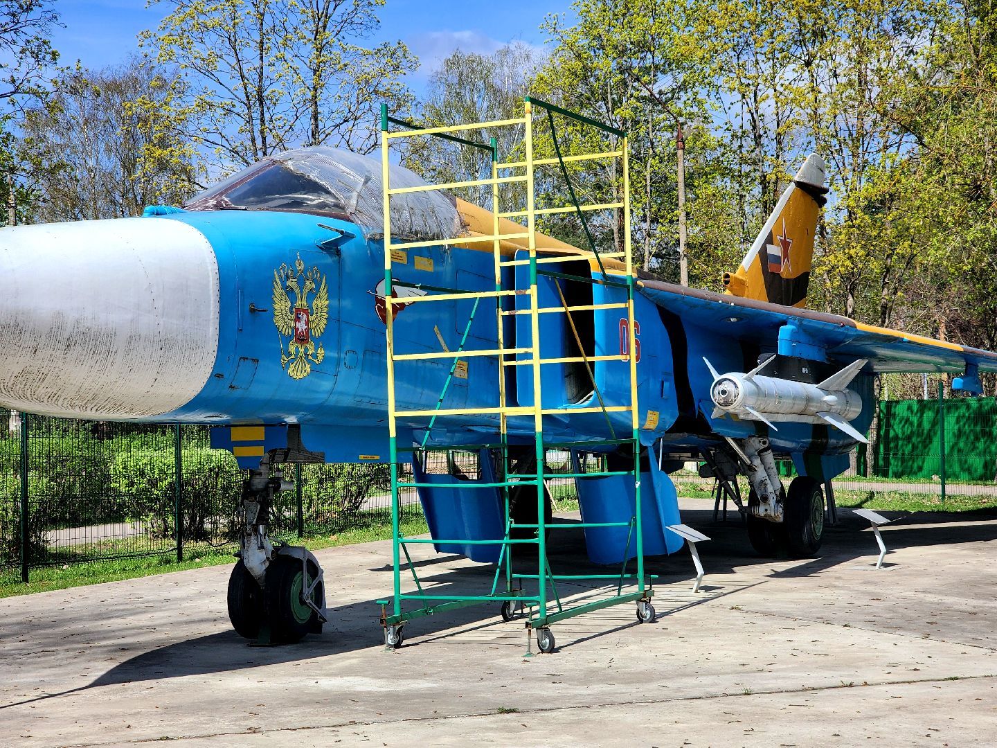 дубна, субботник, музей крылатых ракет, волонтеры подмосковья, молодая гвардия, совет депутатов, дмитровский техникум,