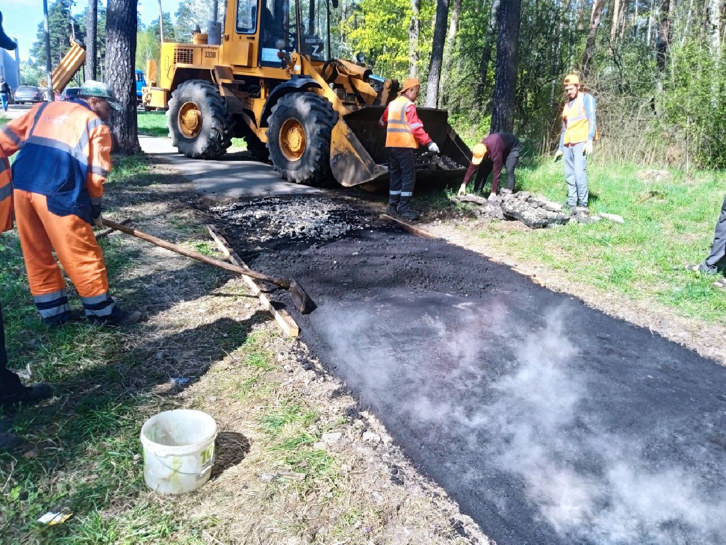 ивантеевка, ремонт тротуара, асфальтовое покрытие,железнодорожная станция, лес,удобство, жители города,коммунальные службы,