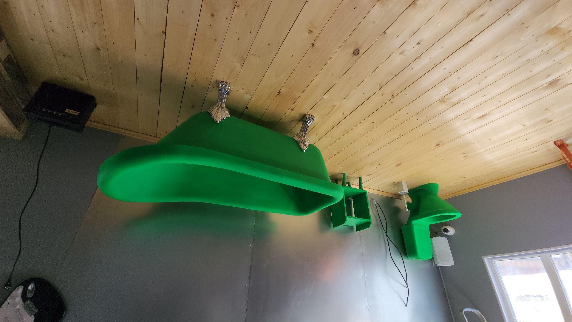 Дом вверх дном , Парк, Лобня, перевернутый дом,