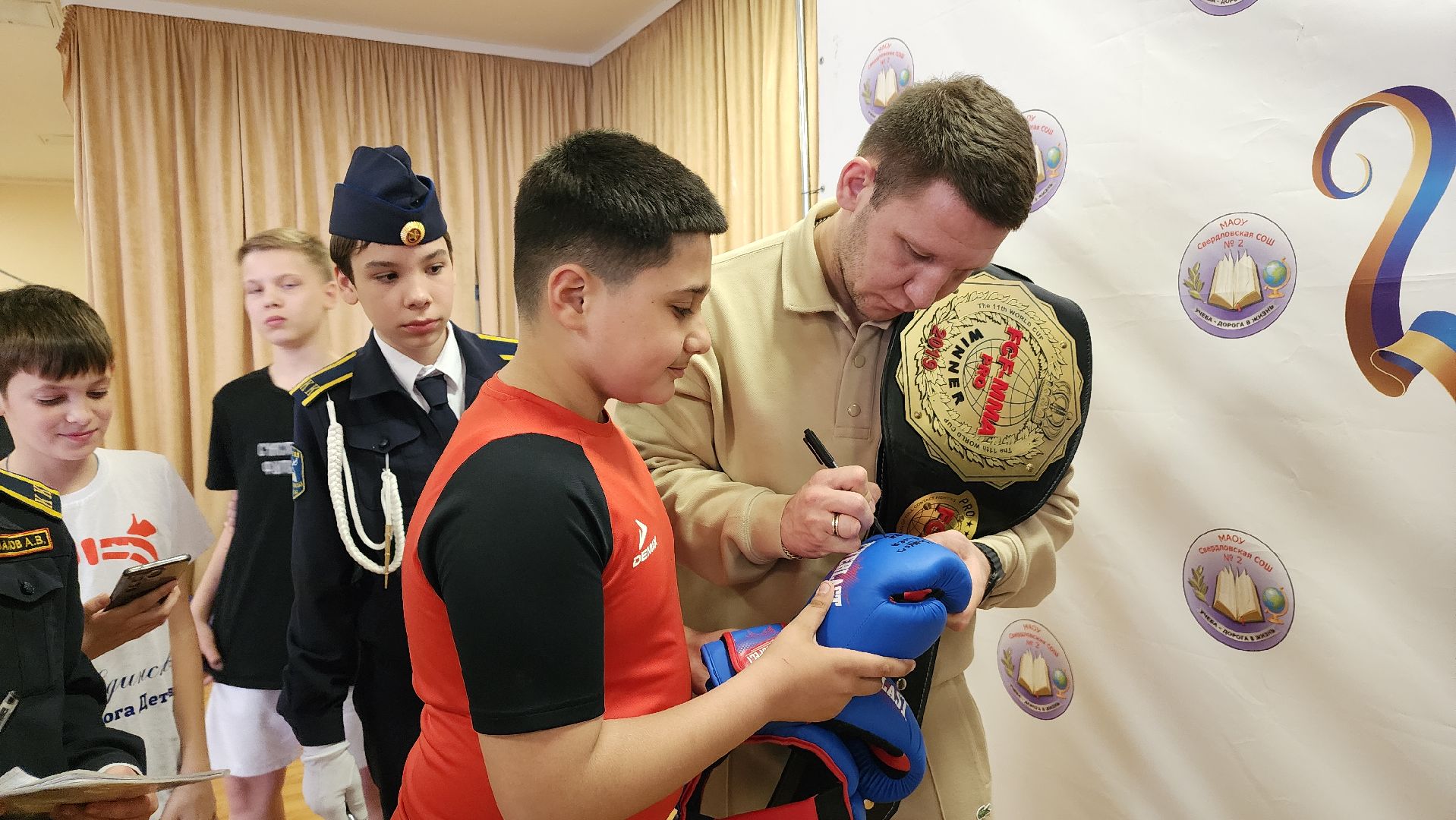 спорт, чемпионы, смешанные единоборства, образование, дети, Лосино-Петровский,