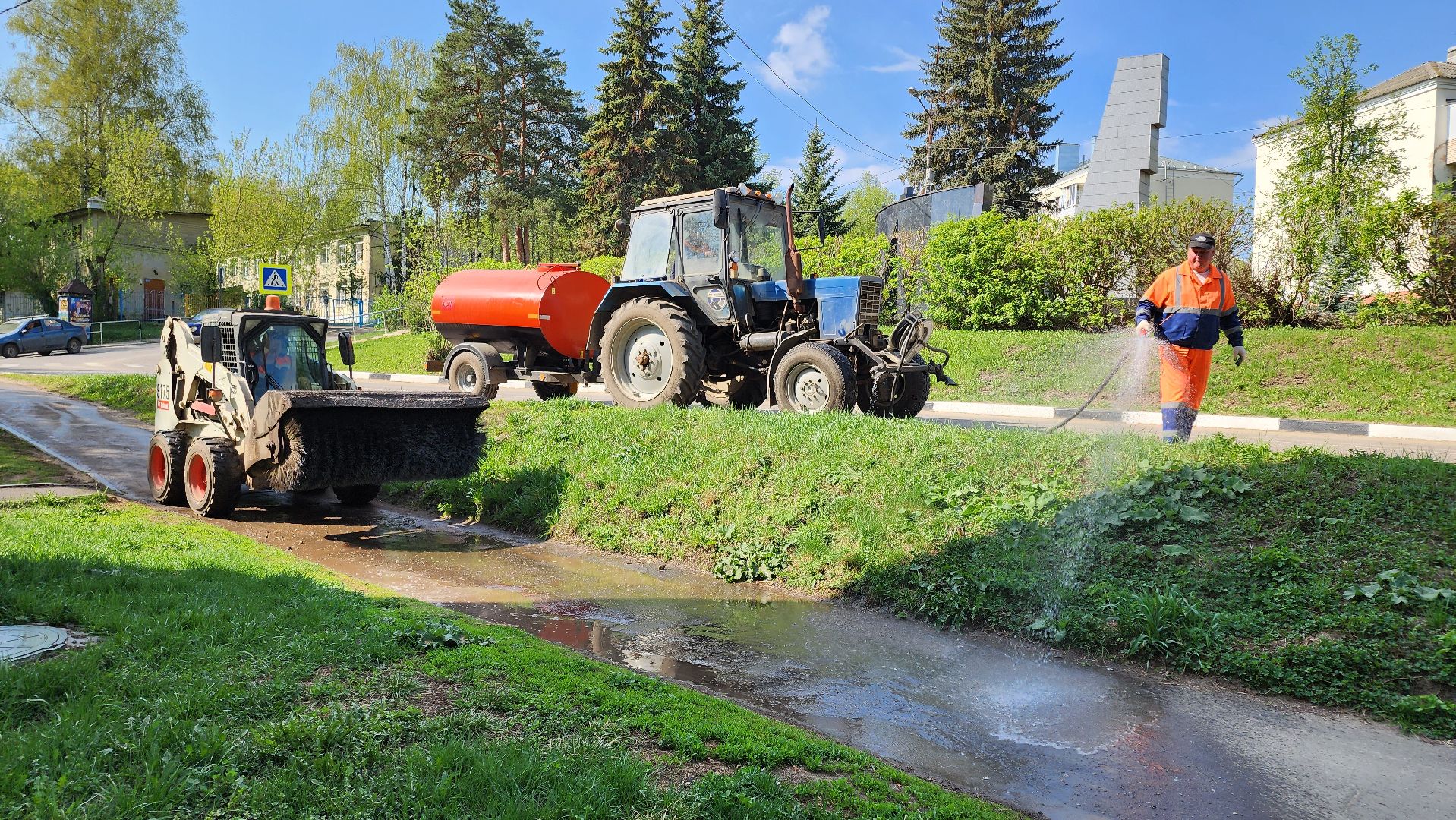 кашира, уборка дорог, влажная уборка города, мосавтодор, дороги,  бордюры,