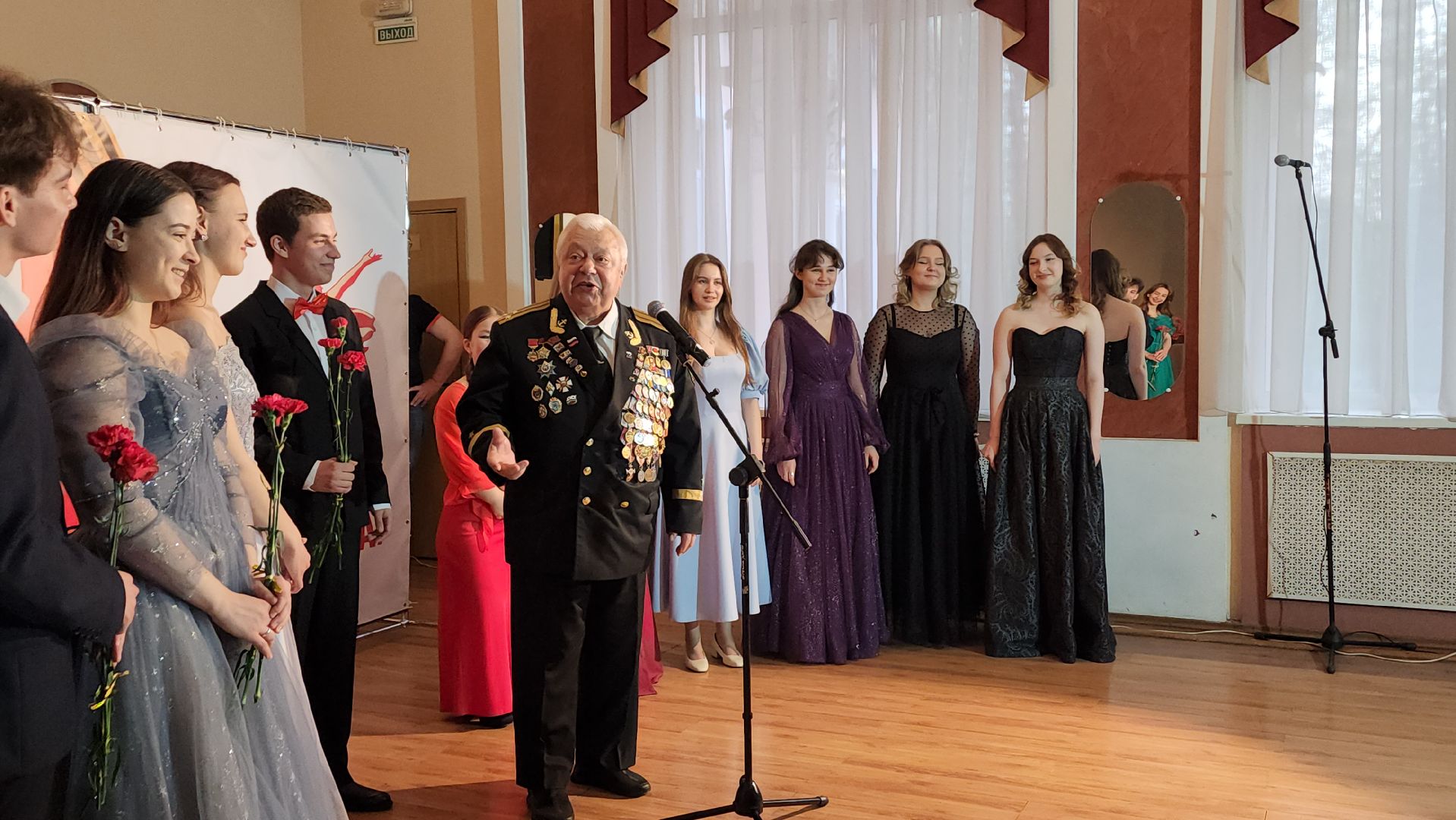 пушкино, романсы, песни военных лет,концерт,студенты колледжа,ветераны вов,малолетний узник, блокадники,песни победы,патриотизм,